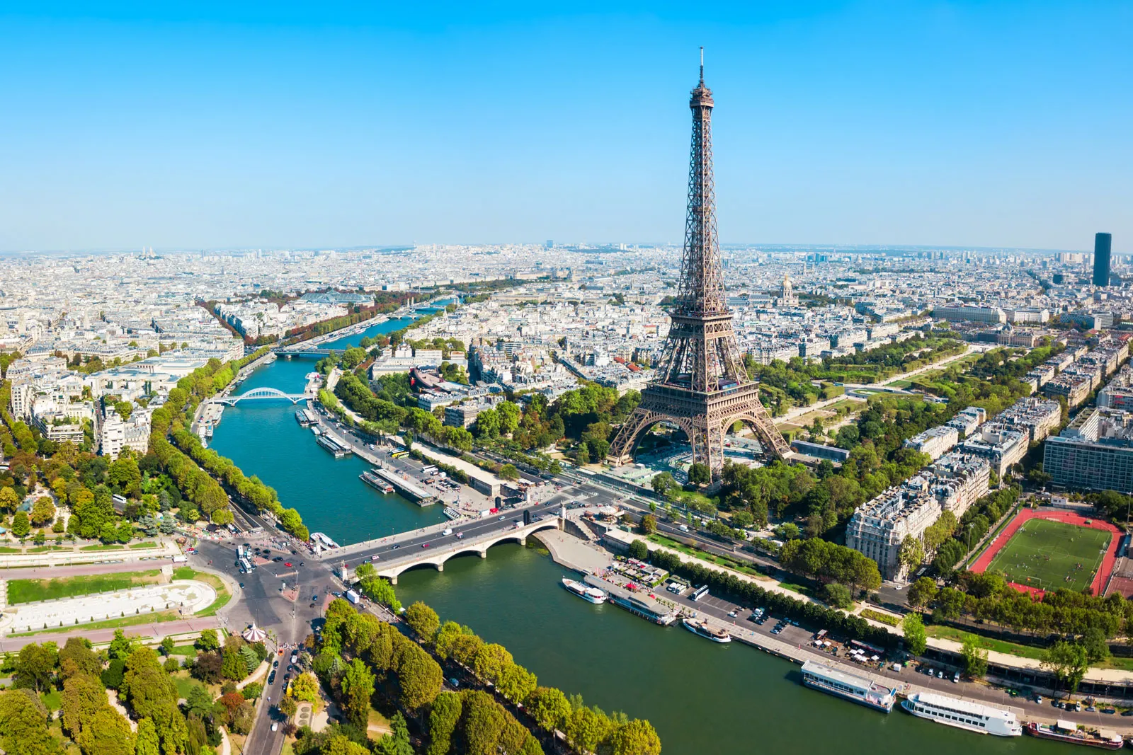 Paris skyline